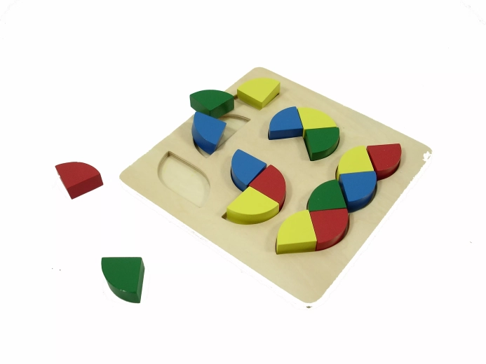 Värviline kujundipusle – 1 tk