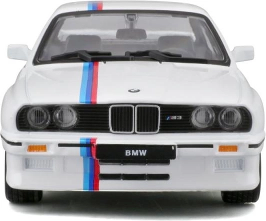 Metallist mudel BBURAGO 1:24 BMW M3 (1988) – valge