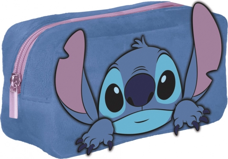Lilo ja Stitchi plüüsist pinal