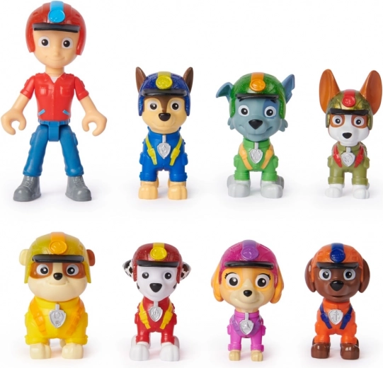 Täielik komplekt 8 armastatud kangelasest