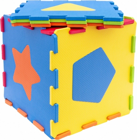 Learning shapes and colors through play