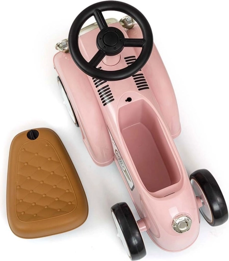 Praktiline panipaik istme all