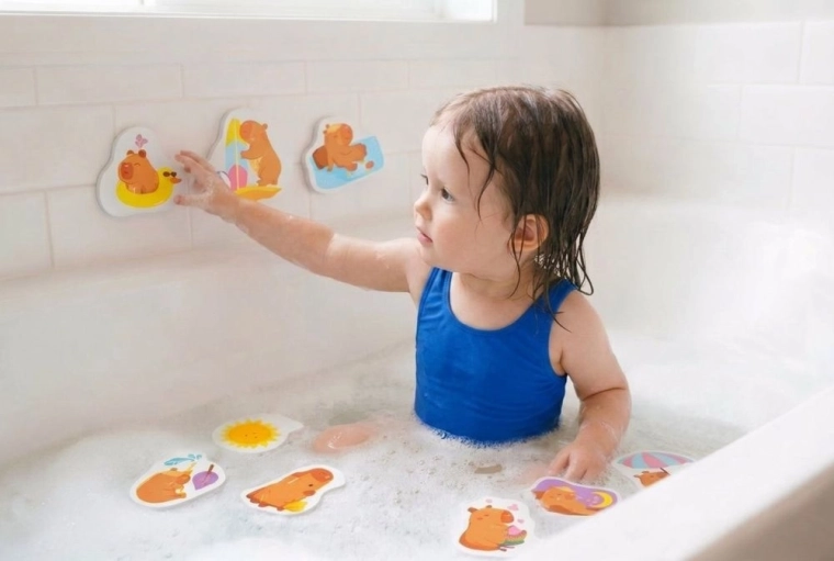 Fun sticking to wet surfaces