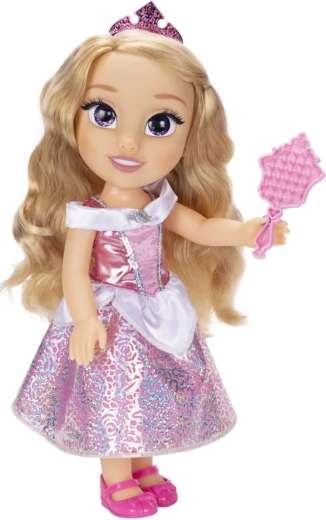 Kuninglik ilme tiaara ja sädelevate kleitidega