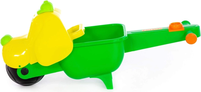 Spacious tub for sand and toys