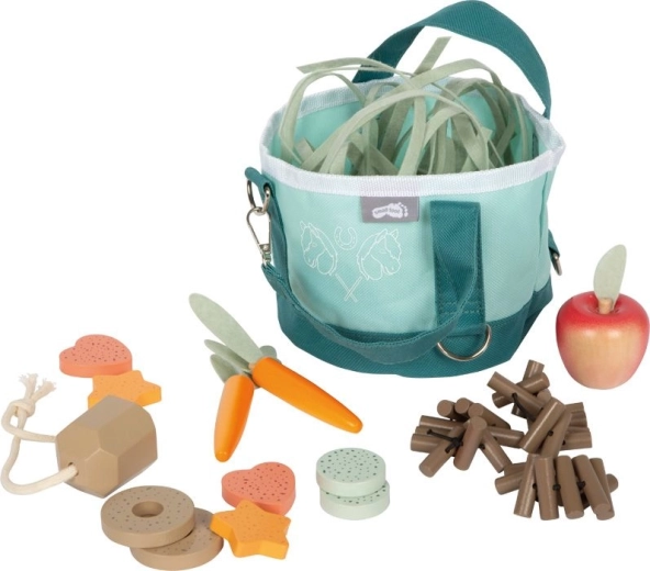Horse Feeding Set with Feed and Treats