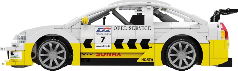 Realistlik OPEL Astra V8 võidusõidudisain