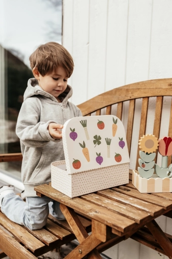 Practical decorative storage box