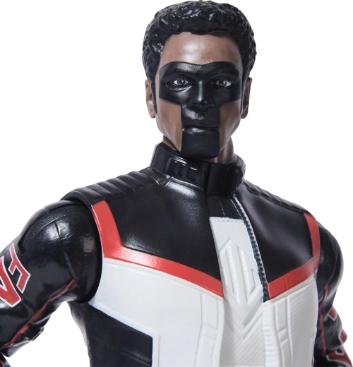 Detailed costume and realistic design