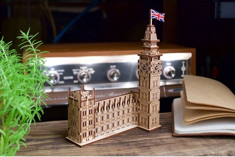 Ikooniline Big Ben stiilse dekoratsioonina