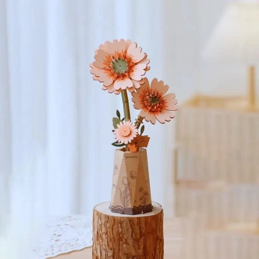 Kerge dekoratsioon, mis seisab iseseisvalt