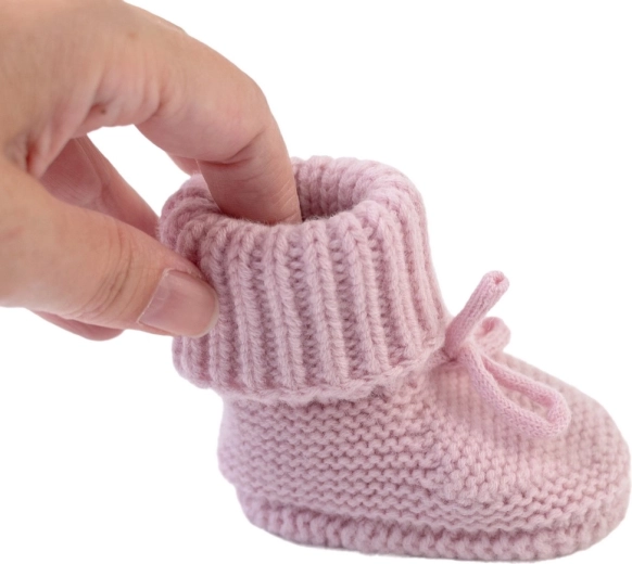 Elastic ribbed cuff for better comfort