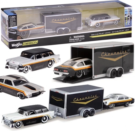 Maisto metallautod Chevrolet Nomad 1955 ja Chevrolet Vega 1971 koos haagisega