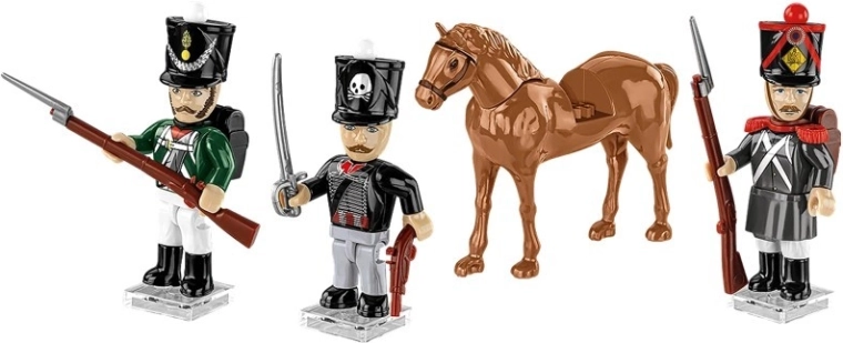 Hussar hobusel ja jalgsi