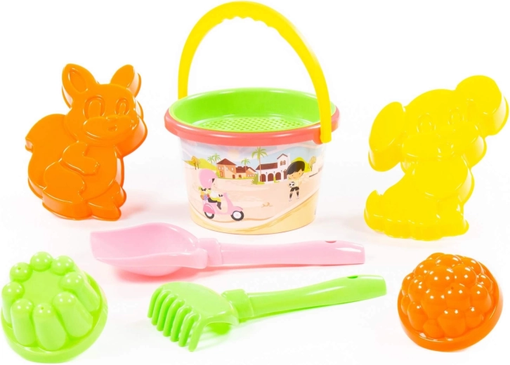Creative play with molds and tools