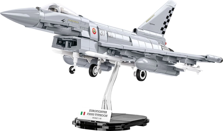 Realistic execution in 1:48 scale