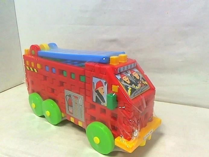 Fire truck building block set with ladder