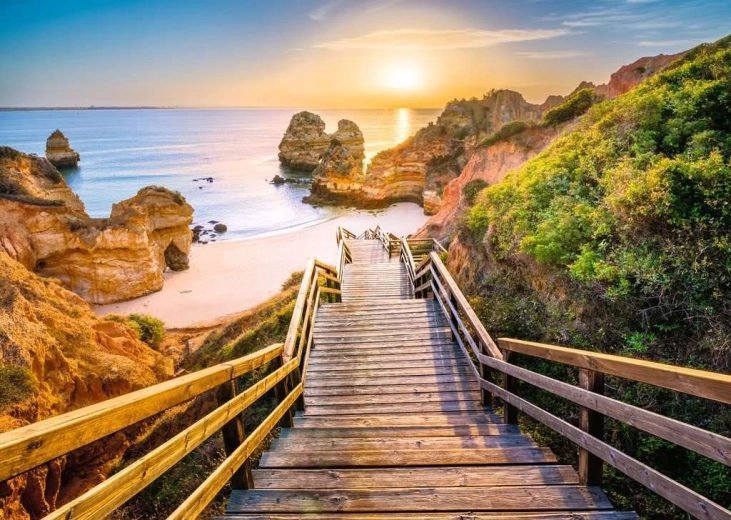 Ravensburger puzzle Stairway to Camilo Beach, Algarve – 1000 pieces