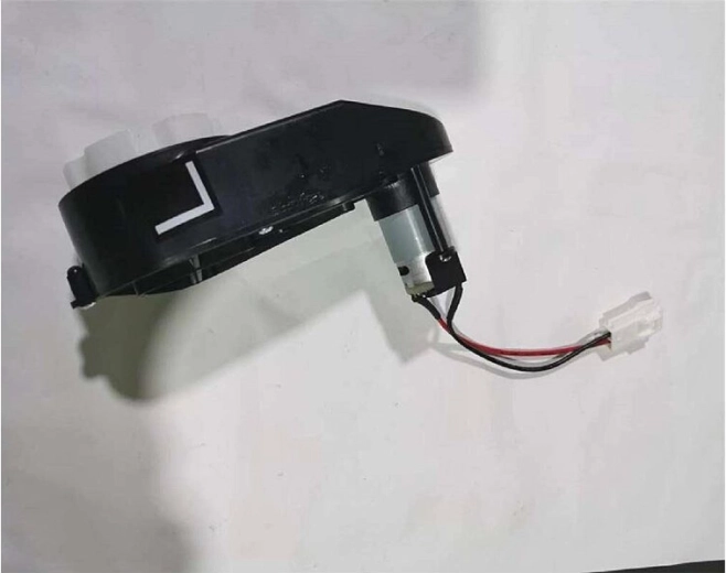 Käigukast laste elektriautole Audi TT RS (vasak) 12 V koos mootoriga