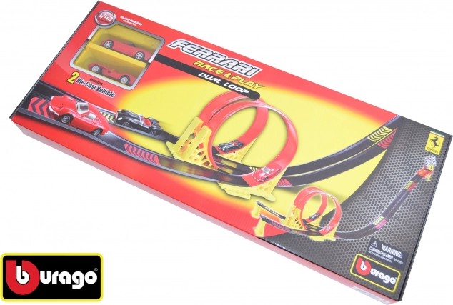 Bburago Ferrari Race & Play kahekordse silmusega võidusõidurada 2 autoga ja kaasaskantava boksiga 1:43