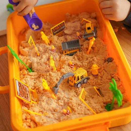 Sõidukid, kujukesed ja märgid realistlikuks mänguks