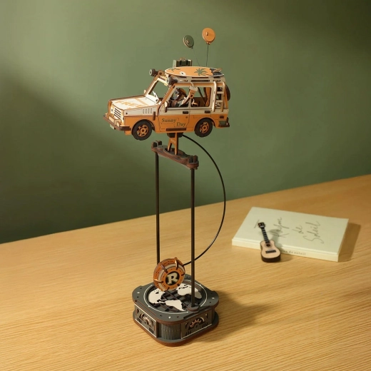 Assembly without glue or tools