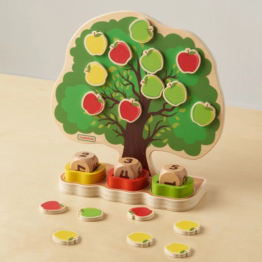 Double-sided tree – summer and autumn