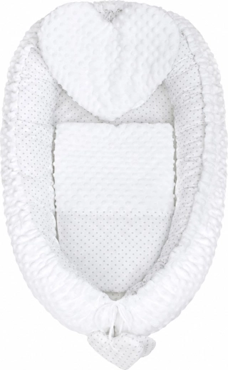 Luksuslik beebipesa New Baby Minky südameke valge koos padja ja tekikesega