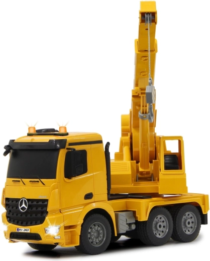 Litsentseeritud Mercedes-Benz Arocs tulede ja 4x4 veoga