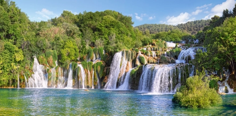 Pusle 4000 tükki KRKA kosed, Horvaatia CASTORLAND