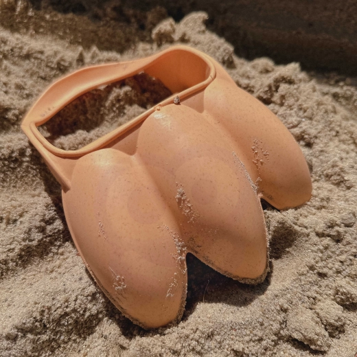 Creative building in the sandbox and at the beach