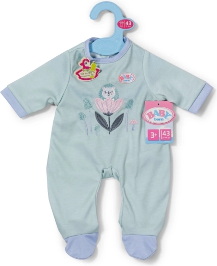 Comfortable outfit with footies