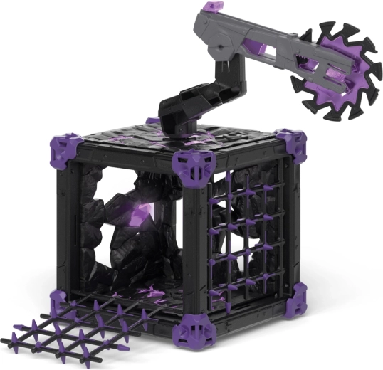 Combat trap with trapdoors