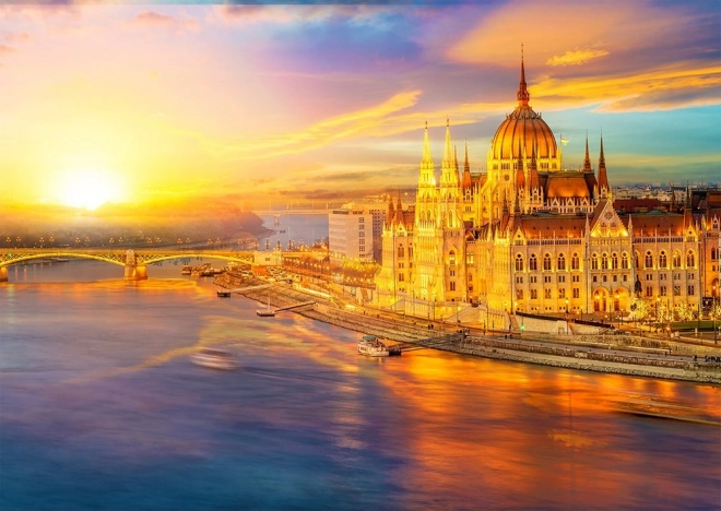 Pusle Ungari Parlament päikeseloojangul, Budapest 1000 tükki