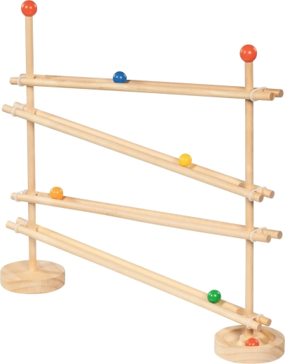 Natural wood and sturdy construction