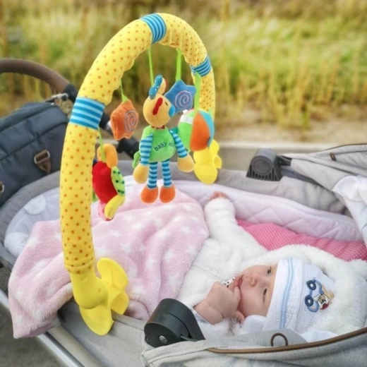Easy attachment to stroller and crib