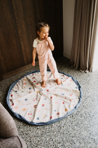 Suur 140 cm mängupind mugavaks mängimiseks