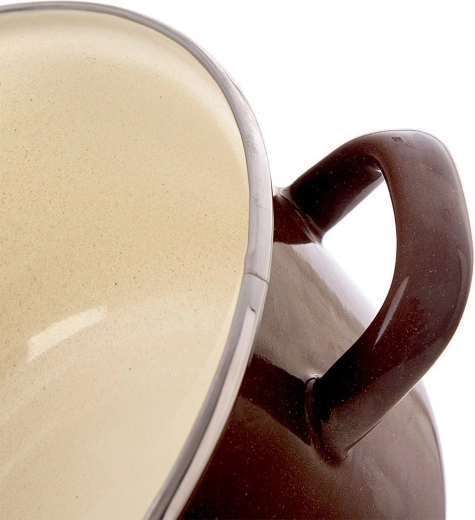 Tugev konstruktsioon ja kindel haare