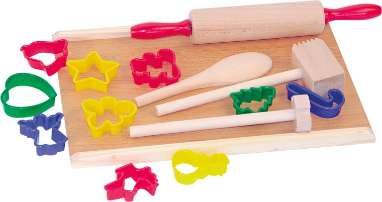 Kitchen Utensil Set with Molds