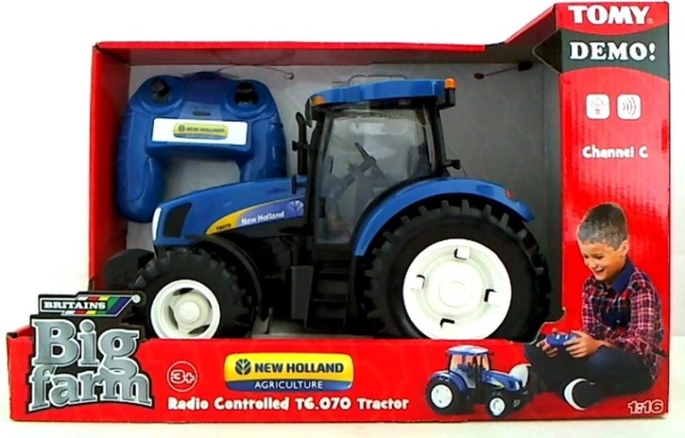 Britains Big Farm RC tractor John Deere 6190R