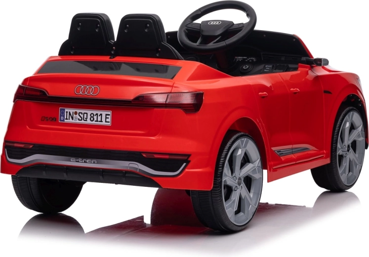 Laste elektriauto Audi SQ8, punane