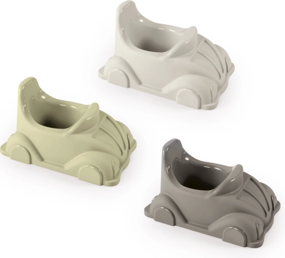 Kids’ potty in the shape of a little car