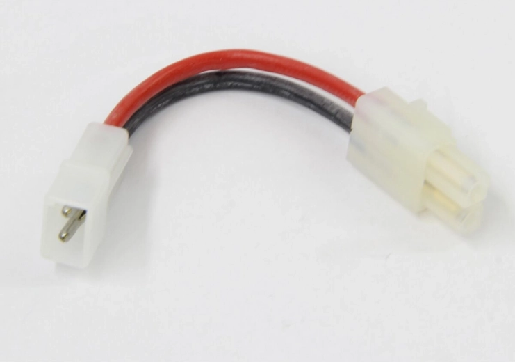 AMP–Tamiya adapterkaabel kullatud kontaktidega