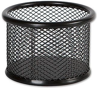 Medium metal cup CONCORDE, black