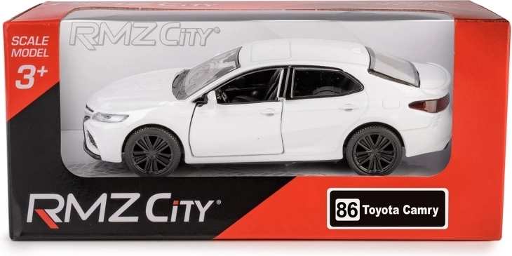 Metallist automudel Toyota Camry 2022 1:32 valge