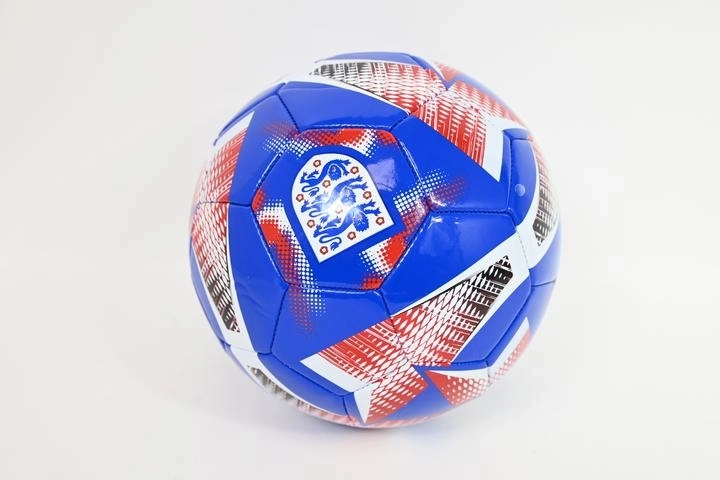 Jalgpall England FA suurus 5 spiraalse disainiga
