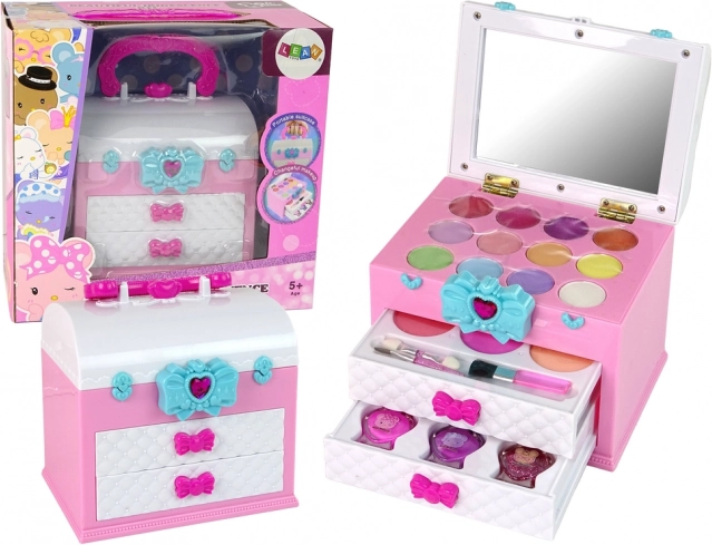 Pink and white kids’ beauty case