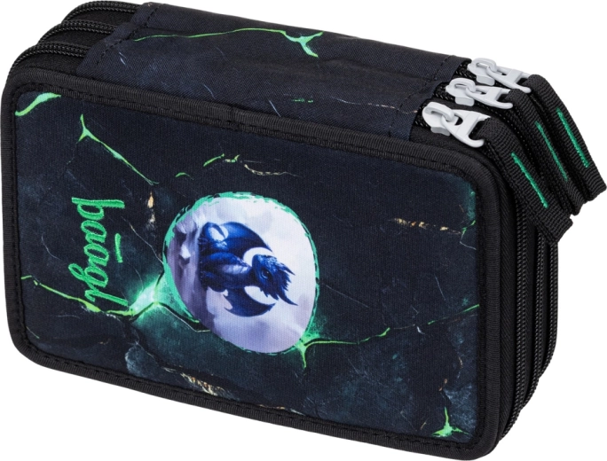 Kolmeks tasandiks jagatud BAAGL koolipliiatsitasku draakonimotiiviga