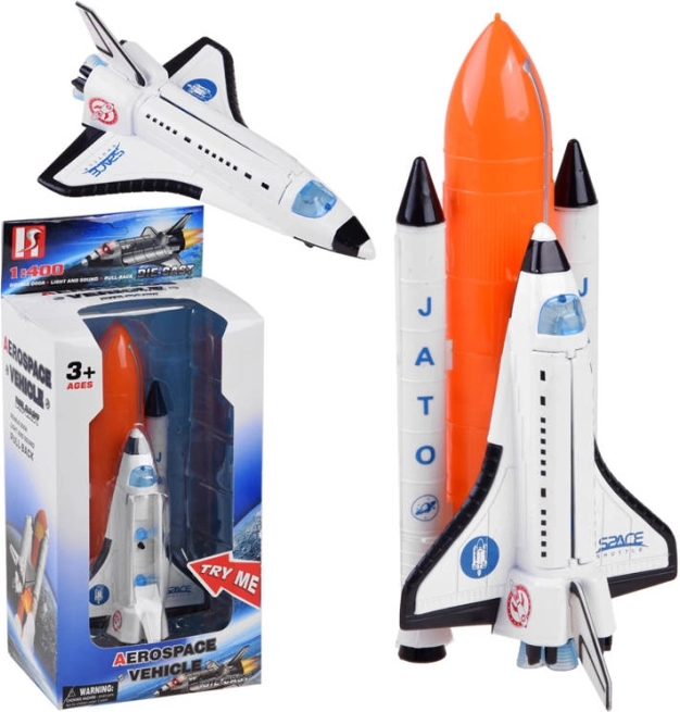 Kosmoselaev raketiga valgus- ja heliefektidega