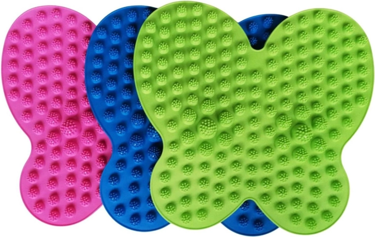 Plastikust jalalaba massaažimatt 36 × 38 cm, 3 värvi